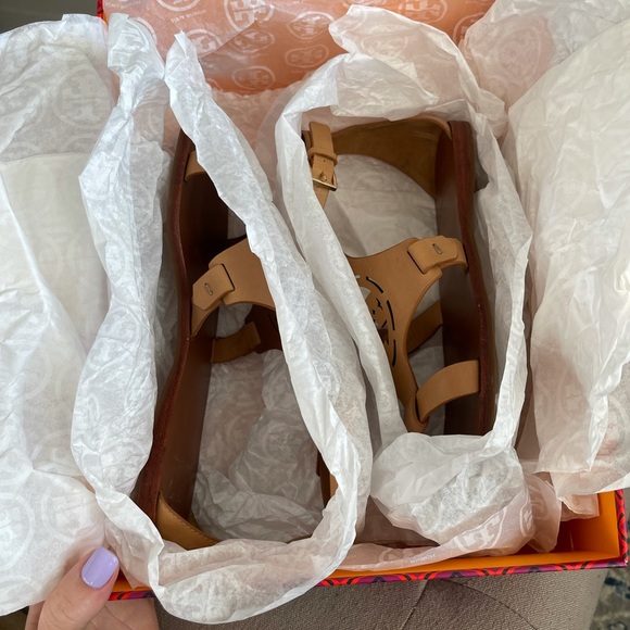 Tory Burch Zoey 10mm Gladiator Sandal - Picture 13 of 15